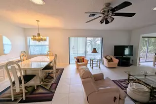 2454 NW 9th St, Delray Beach, FL 33445 - Photo 17