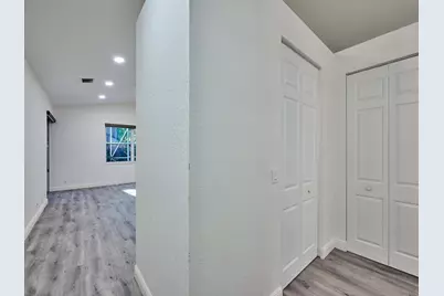 10854 Fairmont Village Drive, Lake Worth, FL 33449 - Photo 27