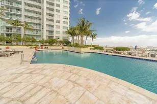 253 NE 2nd St, Miami, FL 33132 - Photo 23