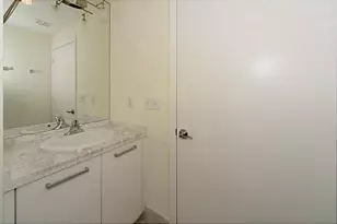 253 NE 2nd St, Miami, FL 33132 - Photo 21