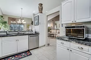 9817 Seacrest Cir, Boynton Beach, FL 33437 - Photo 7