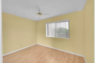 3154 Via Poinciana #306, Lake Worth, FL 33467 - Photo 19