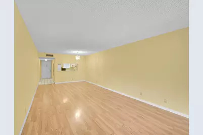 3154 Via Poinciana #306, Lake Worth, FL 33467 - Photo 7