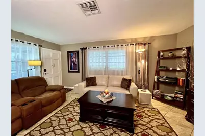 160 NE 8th Avenue #1b, Hallandale Beach, FL 33009 - Photo 3