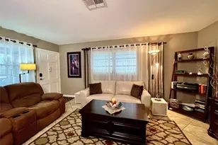 160 NE 8th Ave, Hallandale Beach, FL 33009 - Photo 3