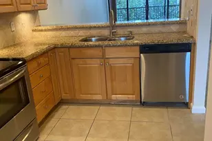 17 Royal Palm Way, Boca Raton, FL 33432 - Photo 3