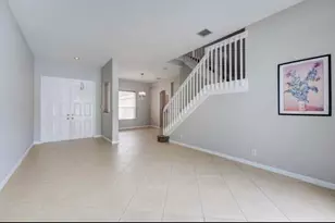 5012 Victoria Cir, West Palm Beach, FL 33409 - Photo 9