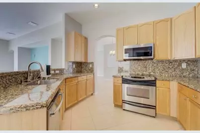 5012 Victoria Circle, West Palm Beach, FL 33409 - Photo 13