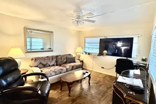 8926 Palm St, Boynton Beach, FL 33436 - Photo 9