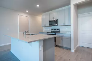 3916 SE Mentmore Ln, Stuart, FL 34997 - Photo 5