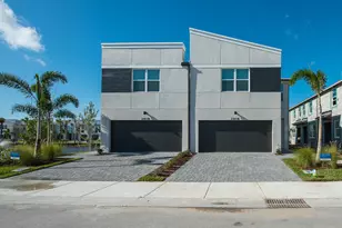 3916 SE Mentmore Ln, Stuart, FL 34997 - Photo 1