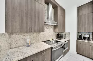 4821 Pointe Midtown Rd, Palm Beach Gardens, FL 33418 - Photo 9