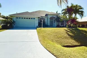 3405 SE Hart Cir, Port Saint Lucie, FL 34984 - Photo 3