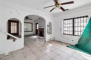 1839 NW 49th St, Miami, FL 33142 - Photo 19