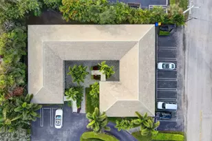 100 Venetian Dr, Delray Beach, FL 33483 - Photo 31