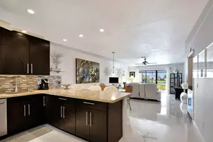 21219 Lago Cir, Boca Raton, FL 33433 - Photo 3