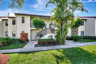 21219 Lago Cir, Boca Raton, FL 33433 - Photo 7