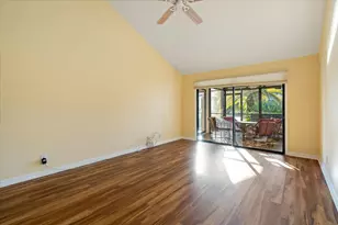 6686 SE Yorktown Dr, Hobe Sound, FL 33455 - Photo 17