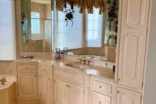 110 SE Rio Casarano, Port Saint Lucie, FL 34984 - Photo 21