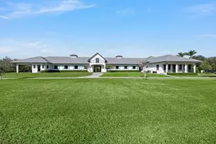 4915 Stables Way, Wellington, FL 33414 - Photo 5