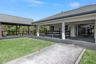 4915 Stables Way, Wellington, FL 33414 - Photo 43