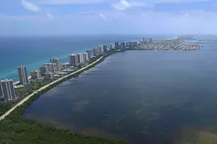 5310 N Ocean Dr, Singer Island, FL 33404 - Photo 89