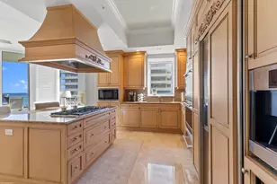 5310 N Ocean Dr, Singer Island, FL 33404 - Photo 15