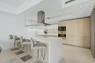 17301 Biscayne Blvd, North Miami Beach, FL 33160 - Photo 15