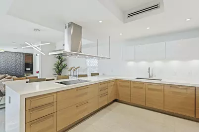 17301 Biscayne Boulevard #707, North Miami Beach, FL 33160 - Photo 15