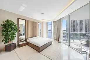 17301 Biscayne Blvd, North Miami Beach, FL 33160 - Photo 25