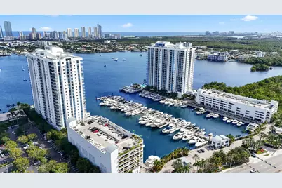17301 Biscayne Boulevard #707, North Miami Beach, FL 33160 - Photo 59