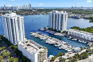 17301 Biscayne Blvd, North Miami Beach, FL 33160 - Photo 59