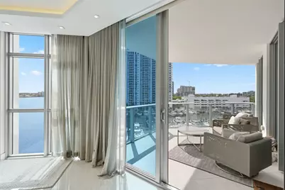 17301 Biscayne Boulevard #707, North Miami Beach, FL 33160 - Photo 29