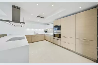17301 Biscayne Boulevard #707, North Miami Beach, FL 33160 - Photo 9