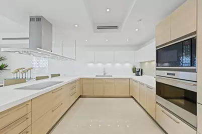 17301 Biscayne Boulevard #707, North Miami Beach, FL 33160 - Photo 13