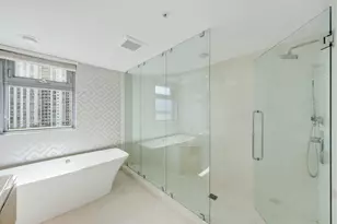 17301 Biscayne Blvd, North Miami Beach, FL 33160 - Photo 27