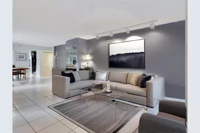 7449 Glendevon Lane #104, Delray Beach, FL 33446 - Photo 9