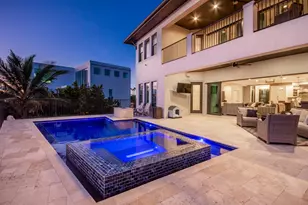 7683 Pelican Pointe Dr, Jensen Beach, FL 34957 - Photo 9