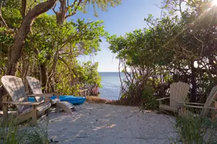 7683 Pelican Pointe Dr, Jensen Beach, FL 34957 - Photo 33