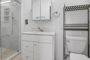 1323 Lincoln St, Hollywood, FL 33019 - Photo 17