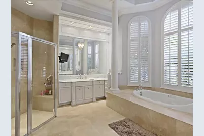 10596 Versailles Boulevard, Wellington, FL 33449 - Photo 29