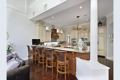 10596 Versailles Boulevard, Wellington, FL 33449 - Photo 21