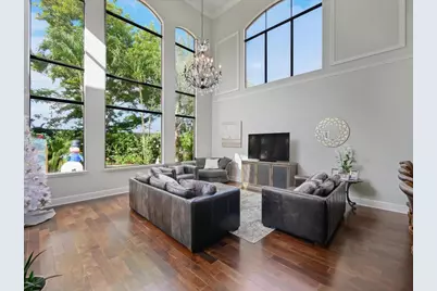 10596 Versailles Boulevard, Wellington, FL 33449 - Photo 23