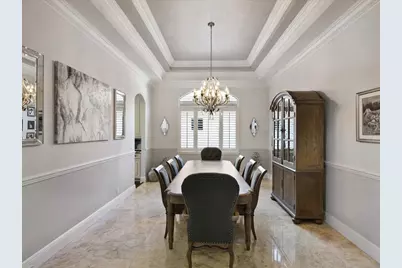 10596 Versailles Boulevard, Wellington, FL 33449 - Photo 11