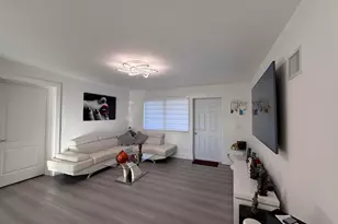 303 NW 28th Way, Fort Lauderdale, FL 33311 - Photo 5