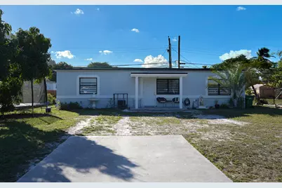 303 NW 28 Way, Fort Lauderdale, FL 33311 - Photo 1