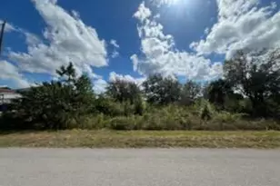 1928 Vesper Ct, Lehigh Acres, FL 33972 - Photo 9