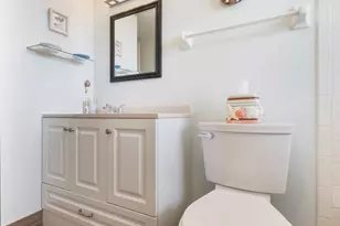 301 Circle Dr S, Boynton Beach, FL 33435 - Photo 21