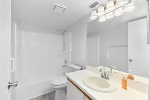 31 SW South River Dr Dr, Stuart, FL 34997 - Photo 31