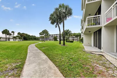 2461 Village Boulevard #101, West Palm Beach, FL 33409 - Photo 41